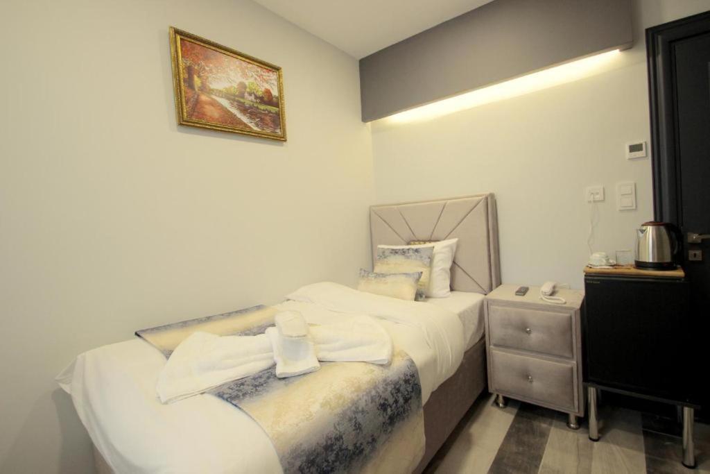 Hotel Guler Palas Vefa Istanbul Exterior foto